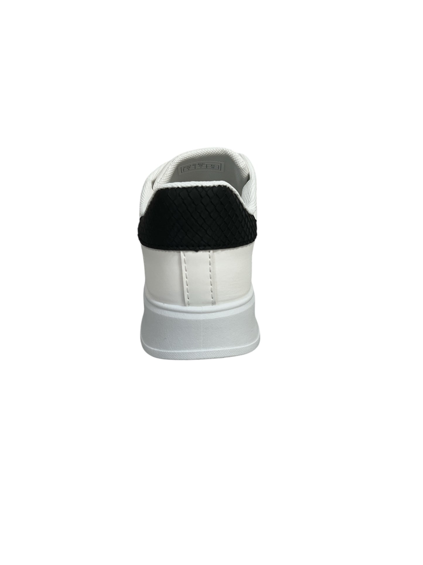 Walia Classic White-Black Sneakers, Low-Top Lace-Up, Platform Sole, Casual Athletic Fashion