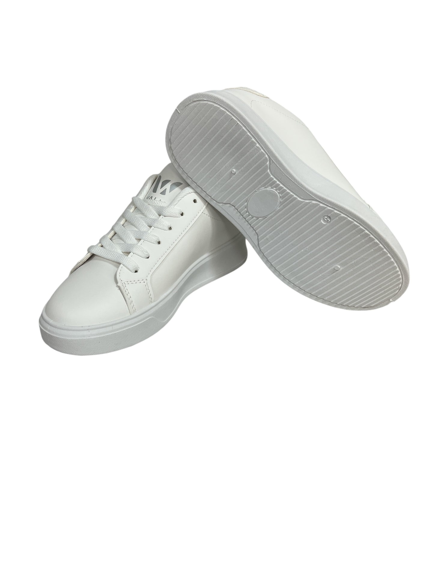 Walia Classic White Sneakers, Low-Top Lace-Up, Platform Sole, Casual Athletic Fashion