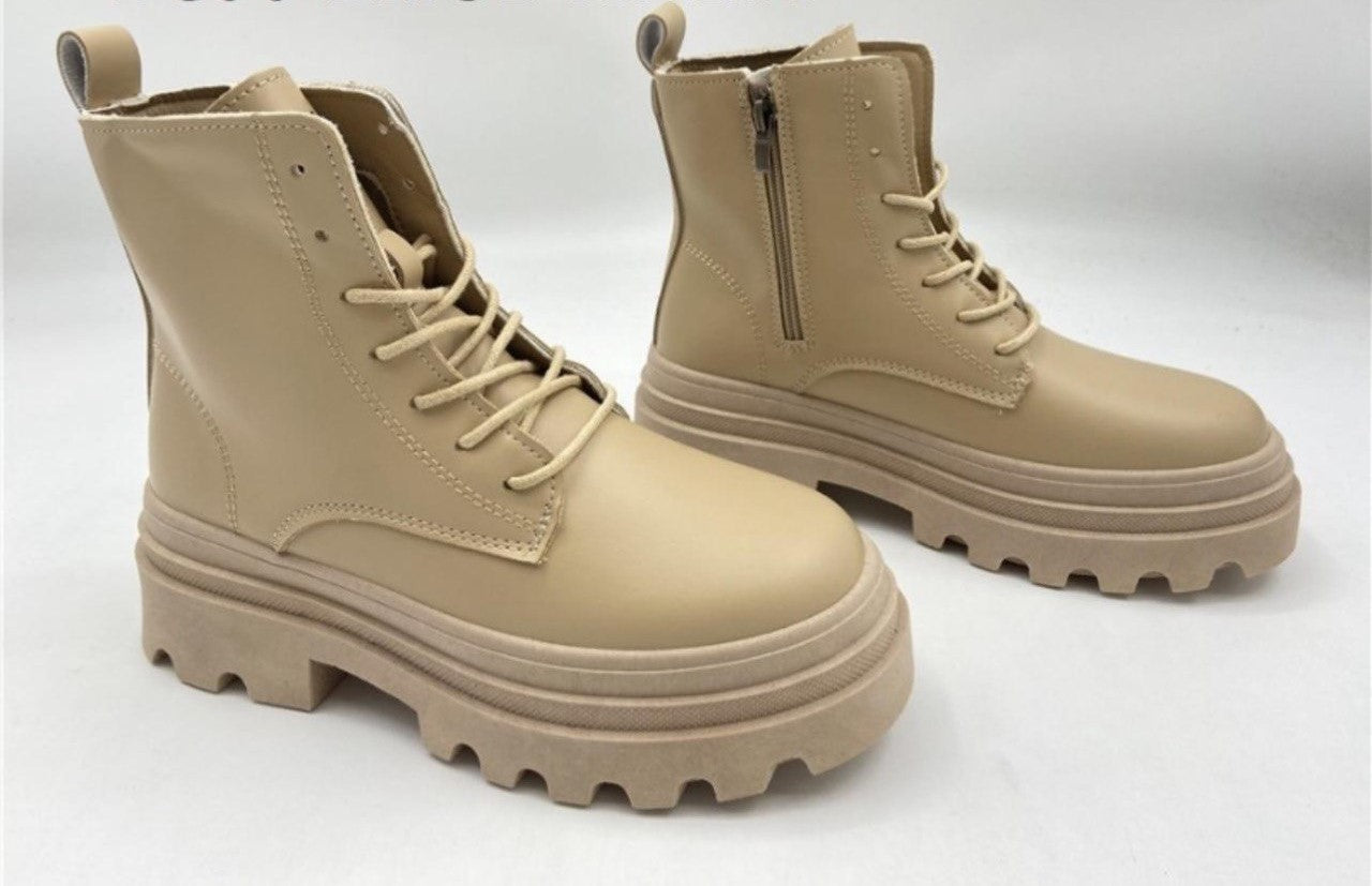 Walia Beige Combat Boots for Women, Platform Lug Sole, Lace-up Military Style Ankle Boots