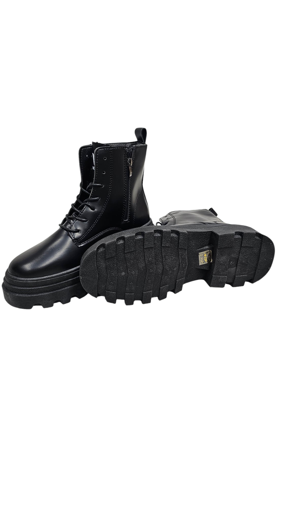 Walia Black Combat Boots for Women, Platform Lug Sole, Lace-up Military Style Ankle Boots